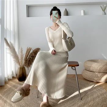 2023 Модный женский осенний однотонный свитер с длинным рукавом и V-образным вырезом, зимний дизайн талии, Тонкое трикотажное платье Миди для женщин