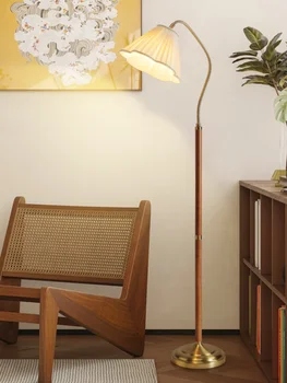 Торшер Французский ретро кремовый, прикроватная тумбочка для гостиной, спальни, вертикальная настольная лампа, плиссированный светильник в японском стиле